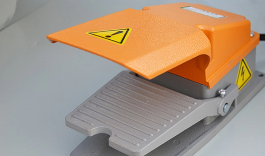 Secure foot pedal Secure foot pedal