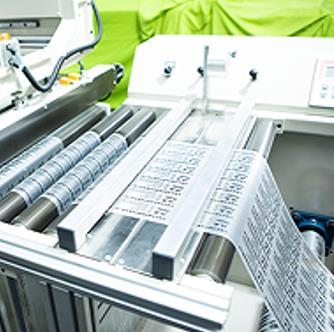 Automatic Octupus Printing Machine Automatic-Roll-To-Roll-Screen-Printing-Machine (5)