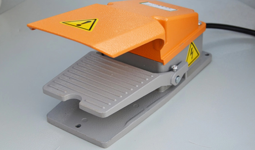 Secure foot pedal Secure foot pedal