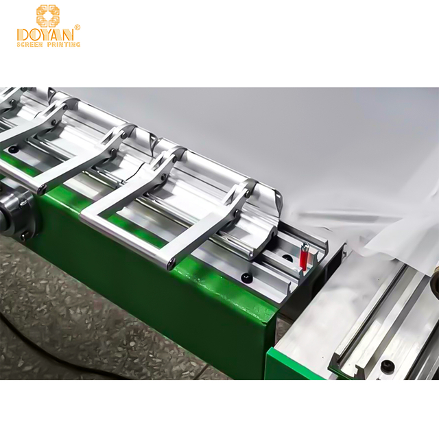 Double Clamp Pneumatic Stretching Machine - Retractable