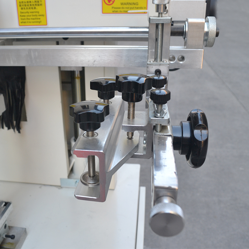 Vertical screen printing machine