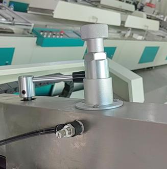 Automatic Single Color Screen Printing Machine (4)