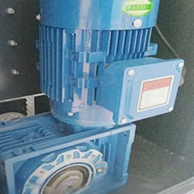 Lifting reductionm otor