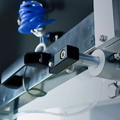 Convenient forupper and lowerframes