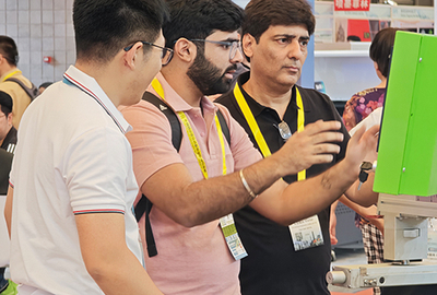 Hebei Du Yang Screen Printing Equipment Exhibits at 2025 Shanghai Screen Printing Exhibition.jpg